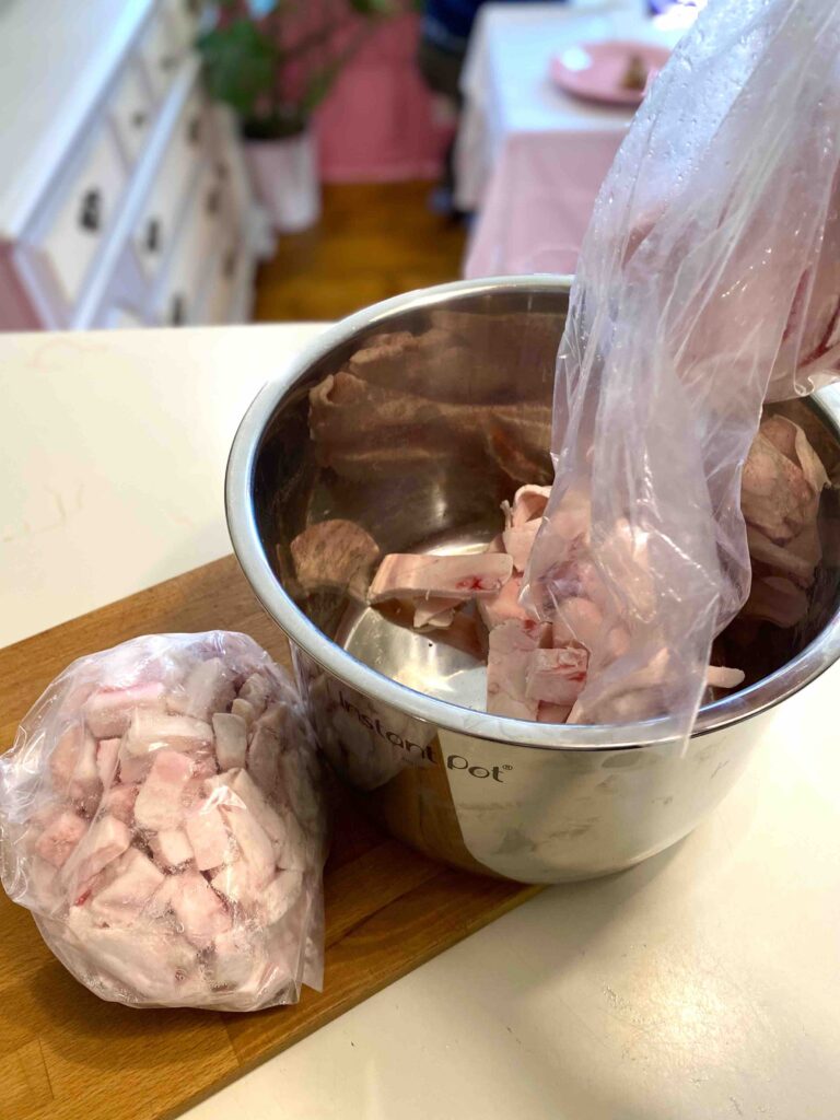 raw beef fat being used to make beef tallow at home
